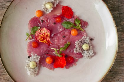 /clients/Helmi/Helmi_chefs_table_7.jpg